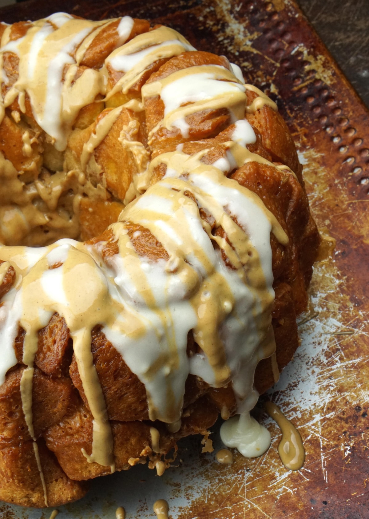 Peanut butter and marshmallow pull apart bread