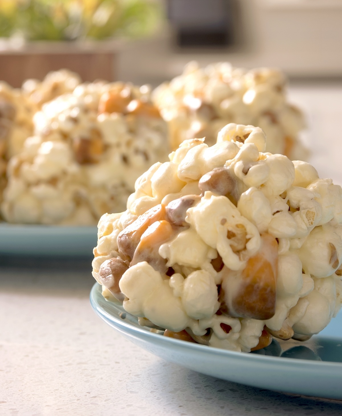 easy Halloween popcorn balls