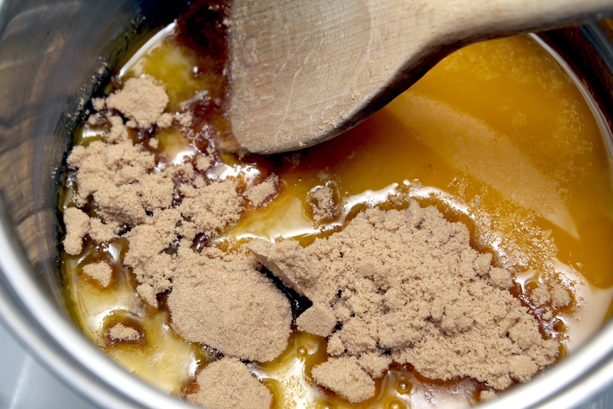 Mixing-melted-butter-and-brown-sugar