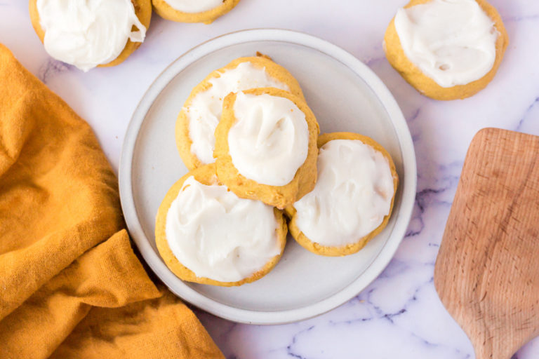 pumpkin shaped sugar cookies