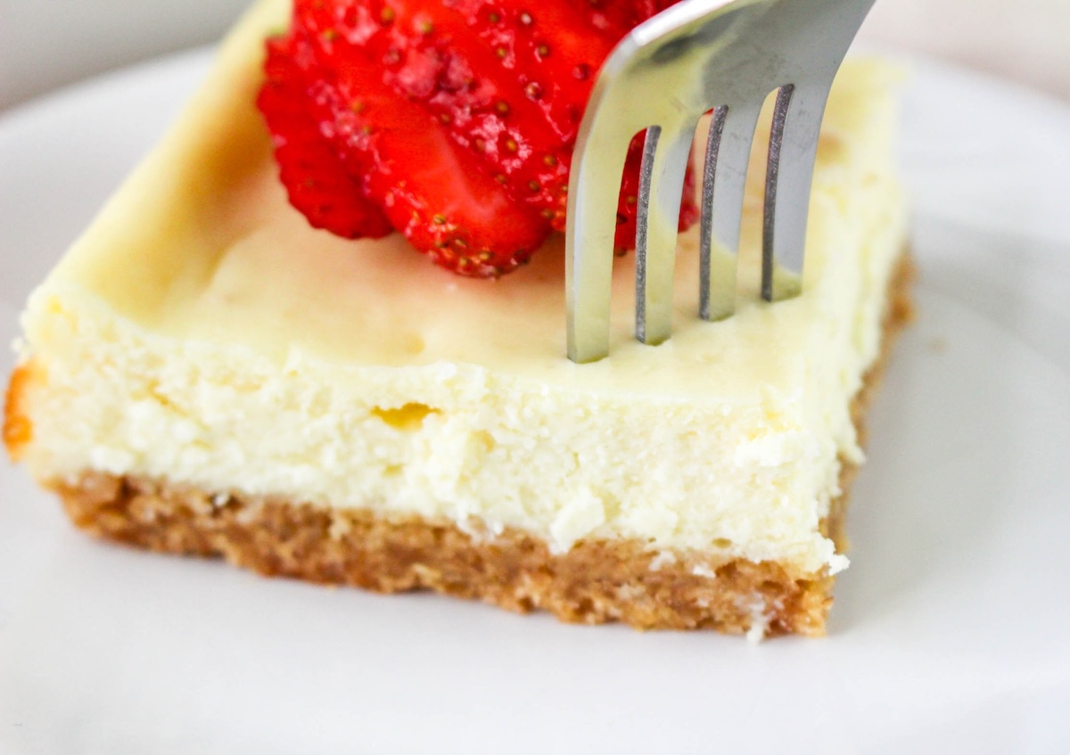 easy cream cheese dessert bars recipe