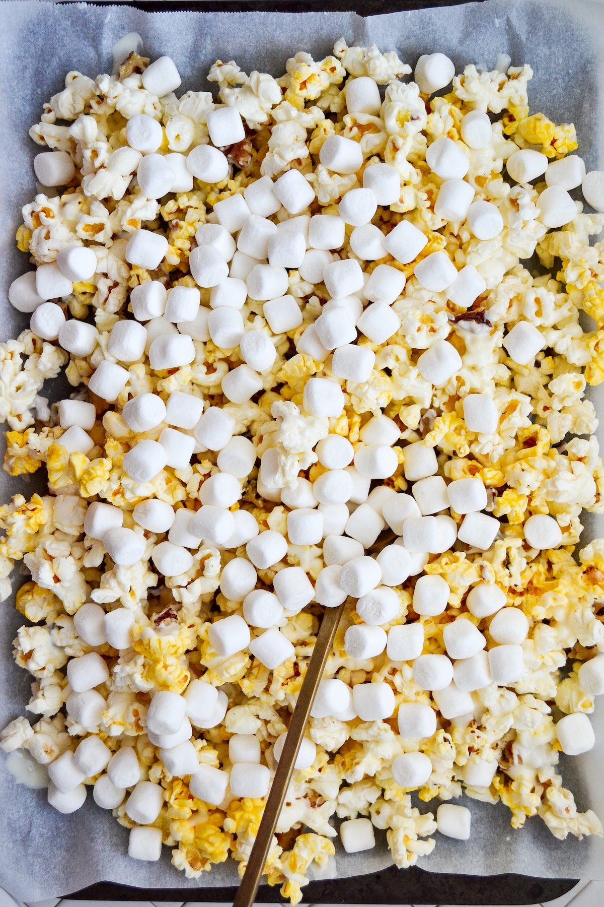 marshmallows on top of the popcorn