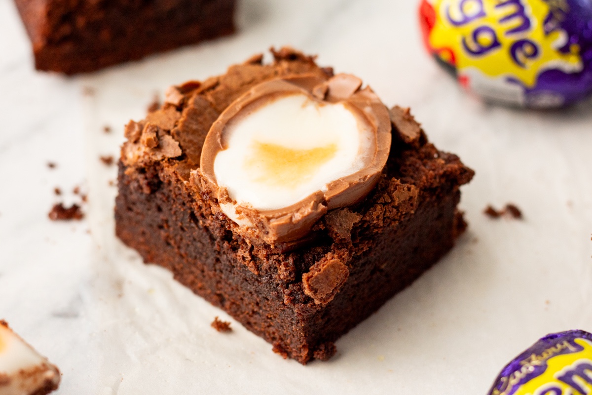 brownies creme egg