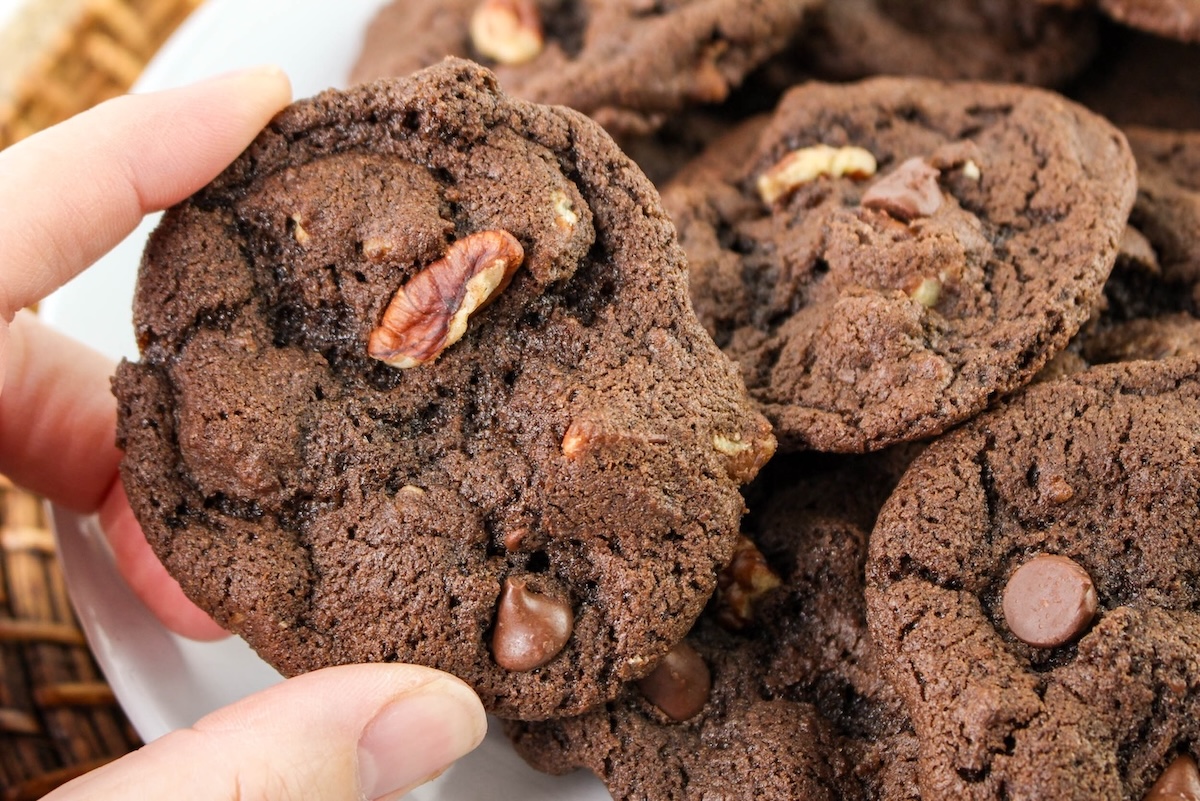 chocolate chocolate chip pecan cookie recipe