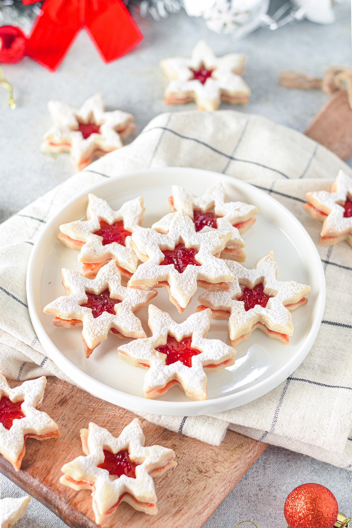 linzer cookies