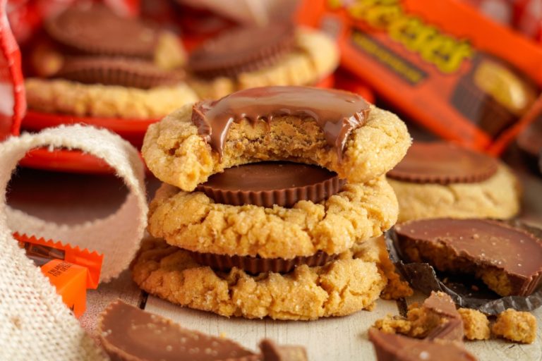 peanut-butter-cup-cookies