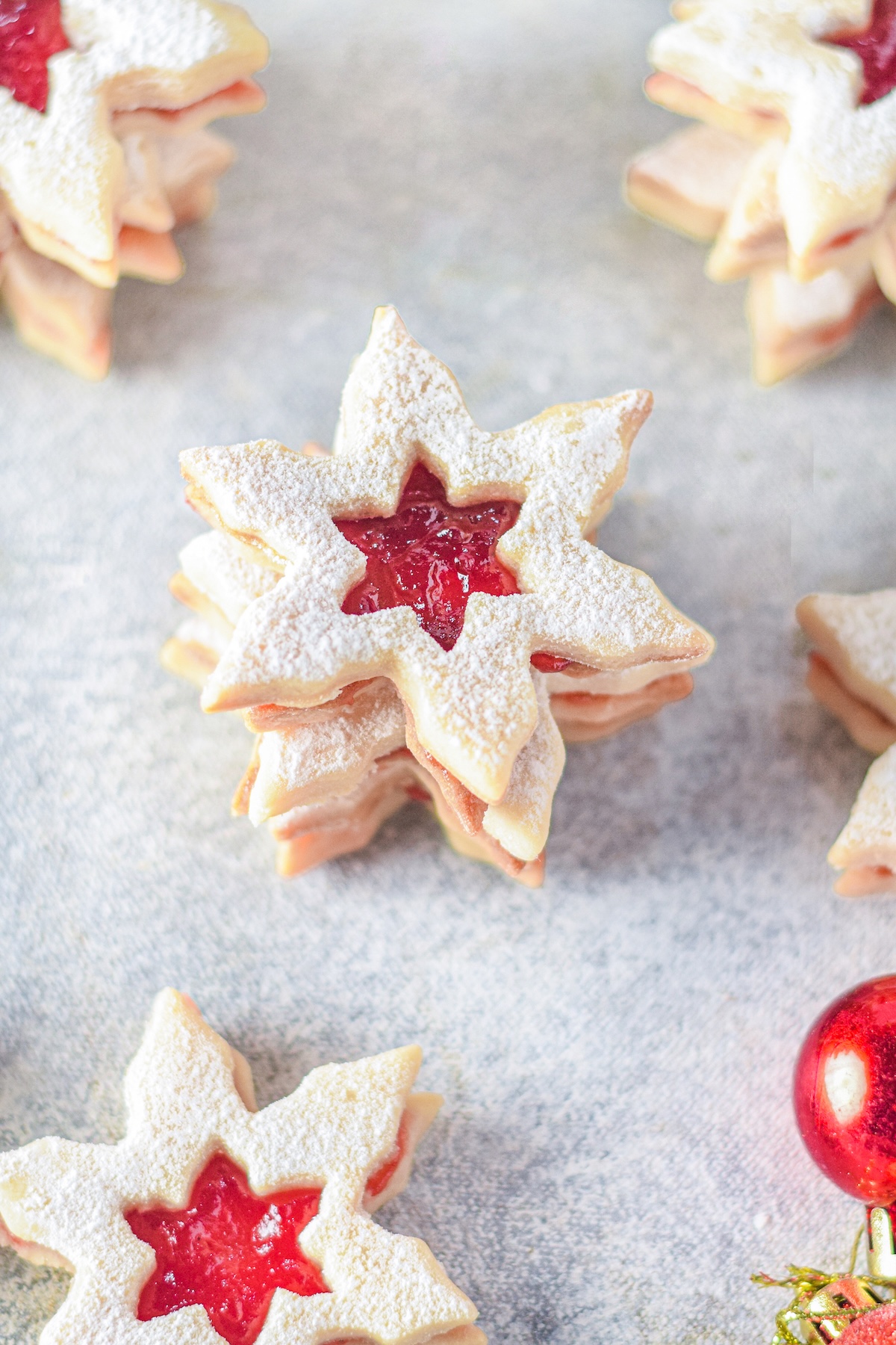 shortbread linzer cookies