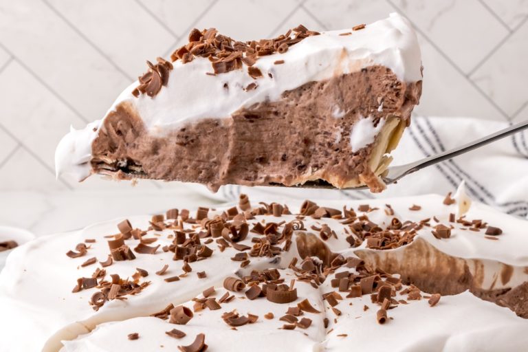 chocolate-pie-with-chocolate-pudding