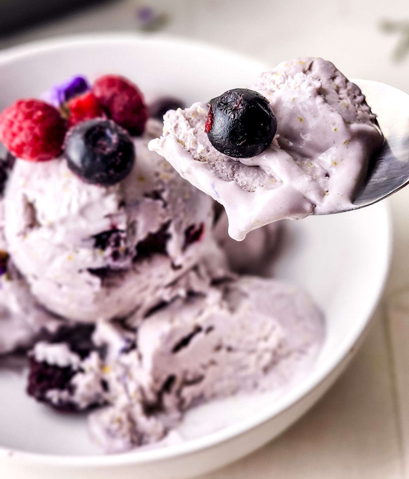 homemade lavender honey ice cream