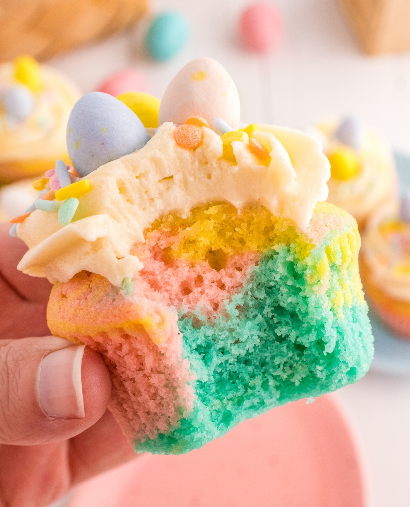 cadbury mini egg cupcakes