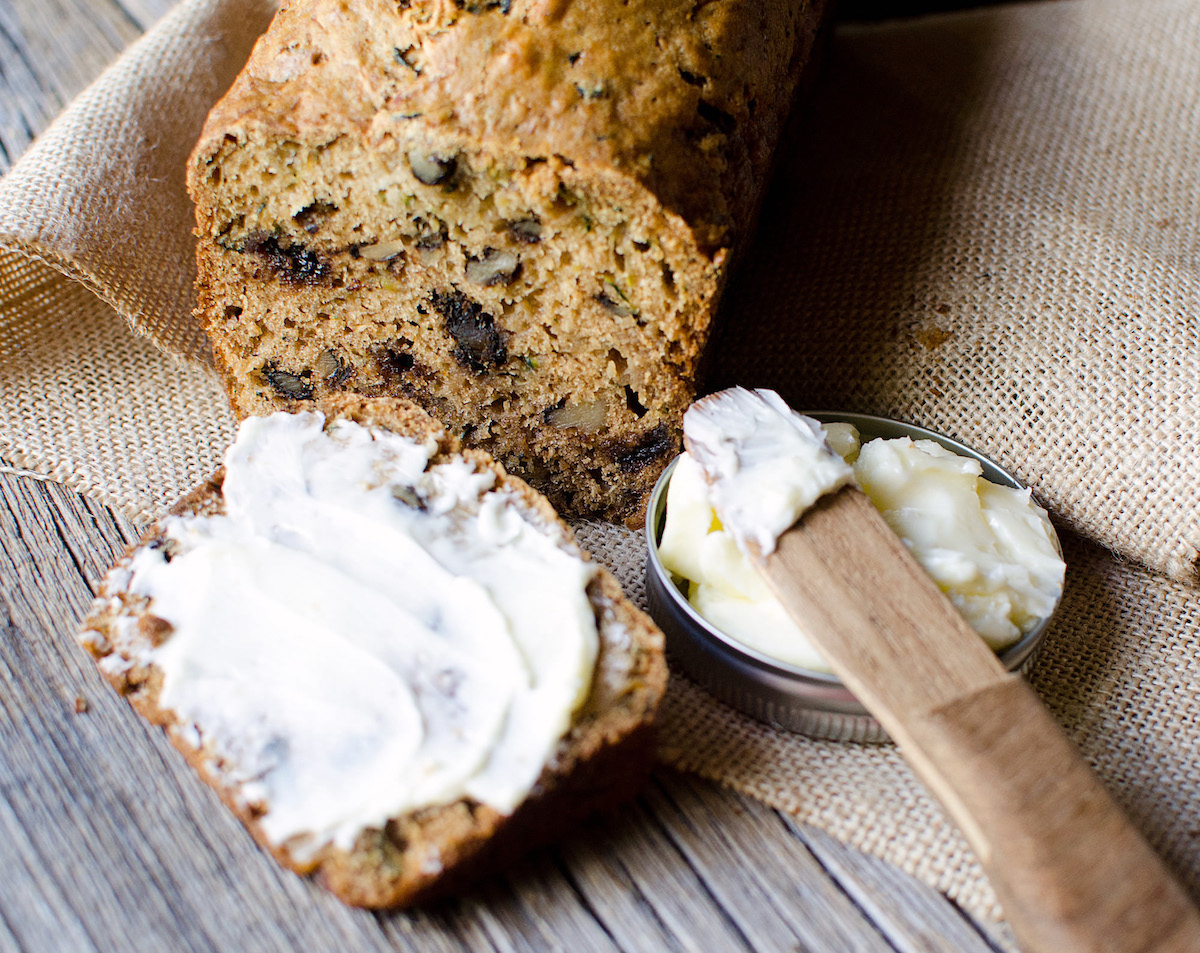 Recipe for zucchini bread with chocolate chips